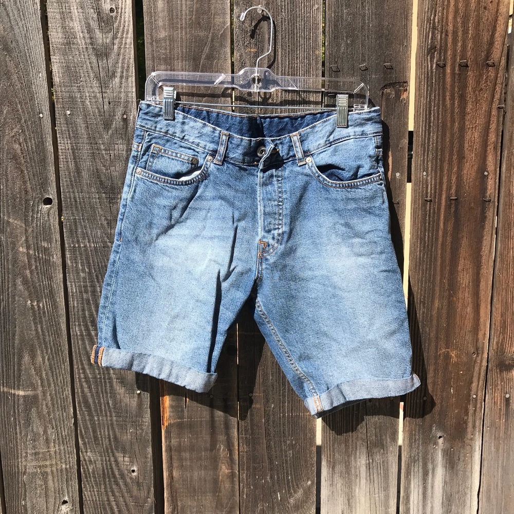 H&M // Low Waist Shorts